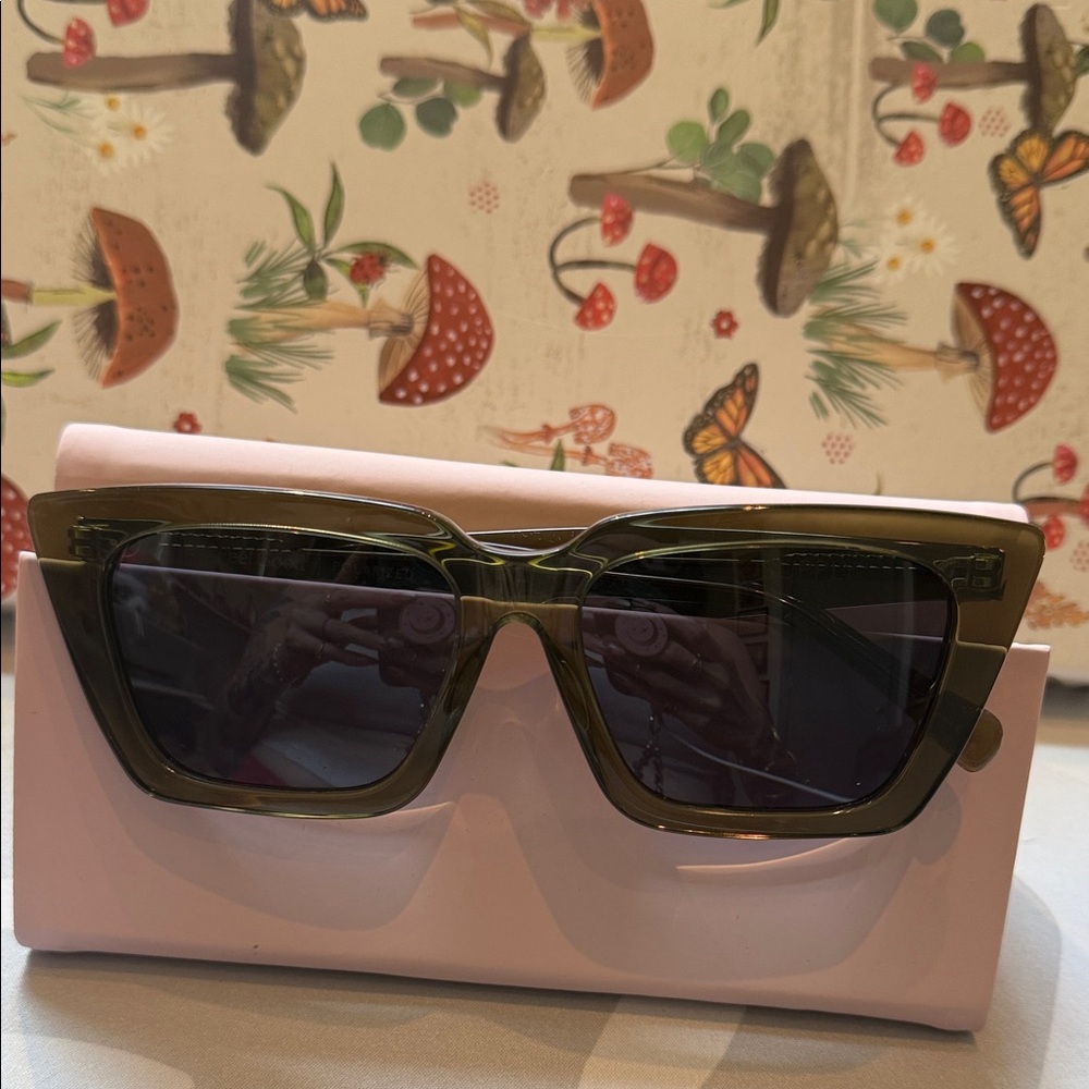 Z Supply Sunglasses Olive - Polarized